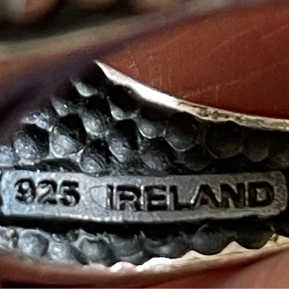 Green rose 🌹925 silver cocktail ring size 6. Made in Ireland & hallmark stamps. - Picture 11 of 14